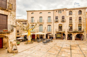 Can Cintet 1 Apartamento en la plaza de Besalú